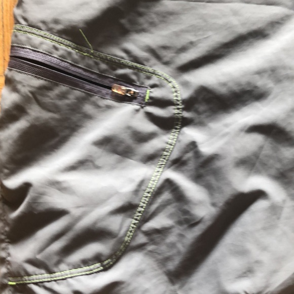 Vintage Lululemon shorts - Picture 2 of 9